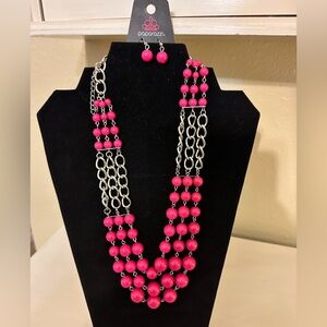 Paparazzi necklace and earring set, New with tags
